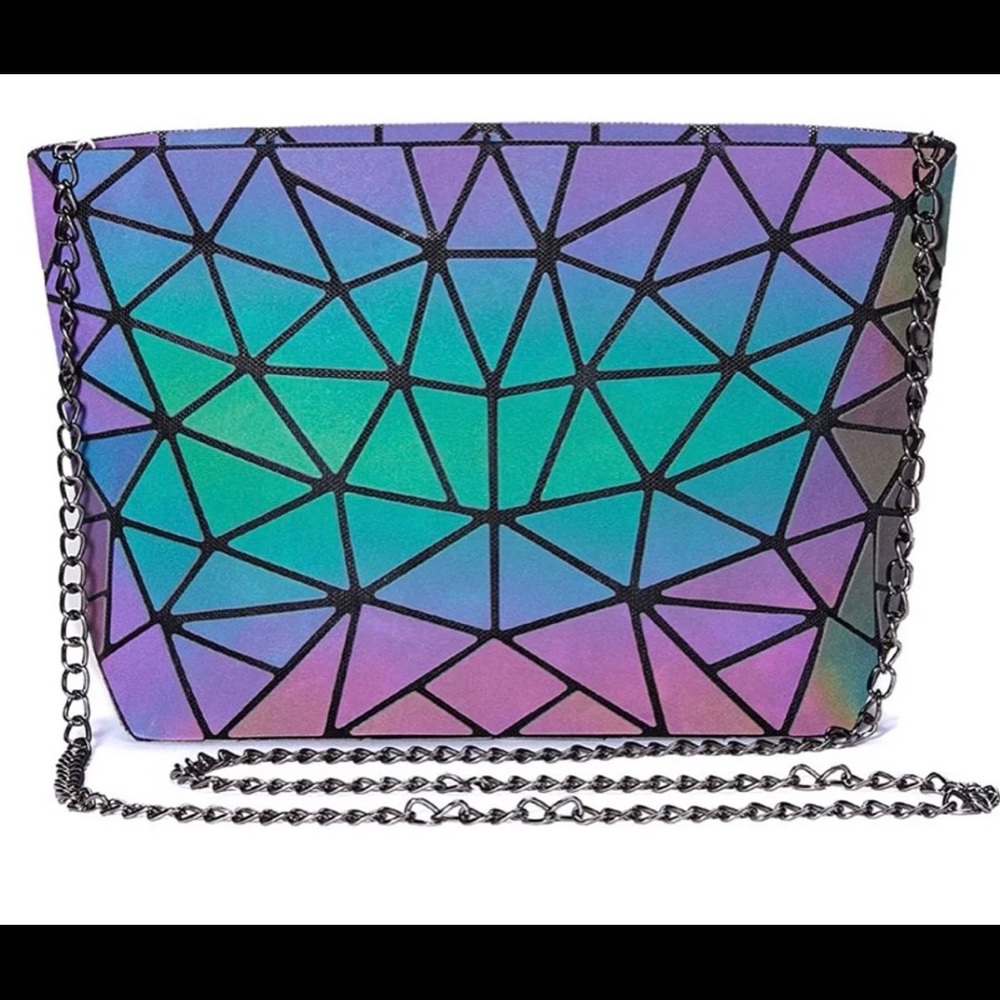Holographic purse